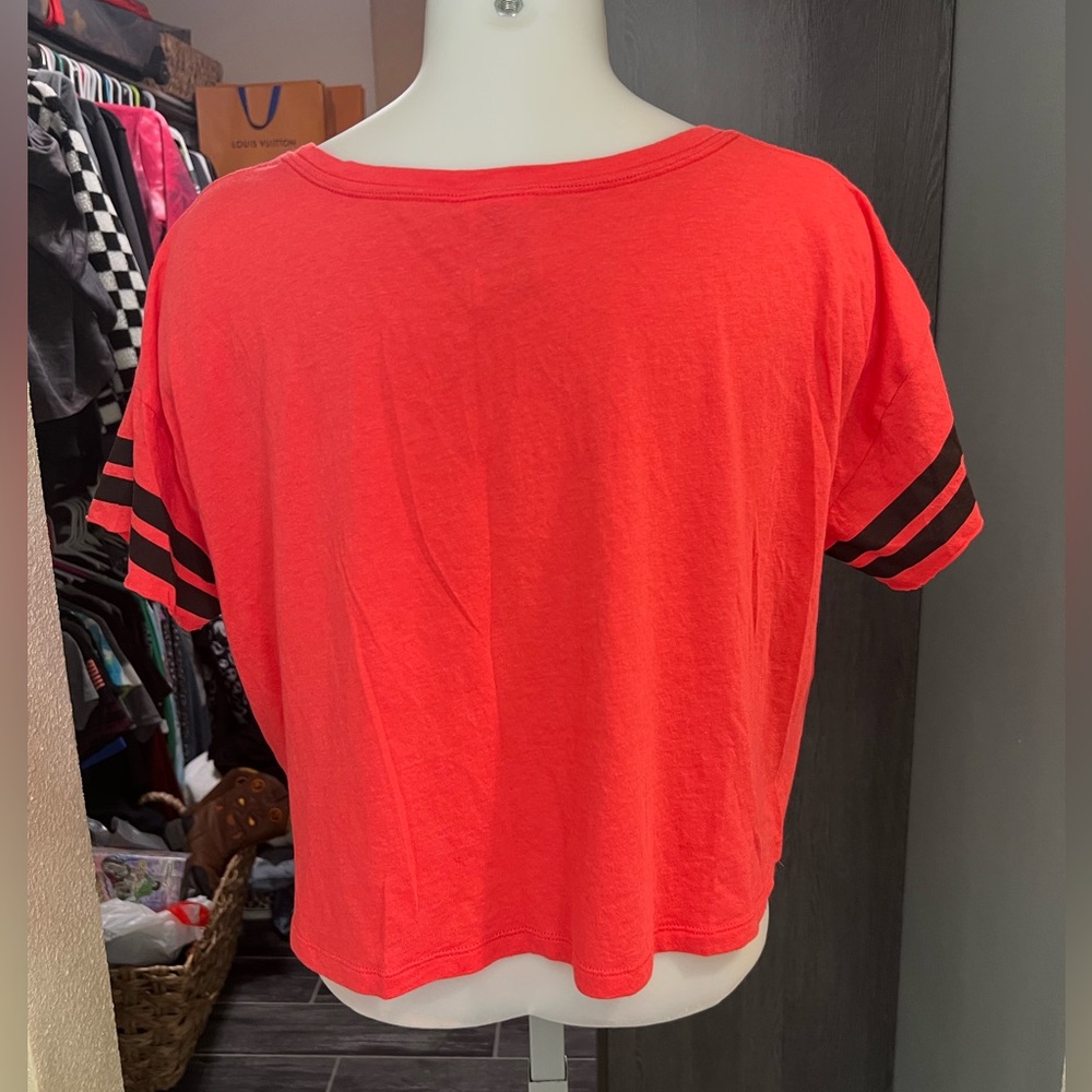 PINK Red & Black Crop Short Sleeve Top - Picture 5 of 6